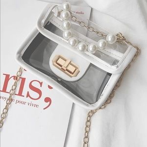 Clear Pearl Decor Chain Bag